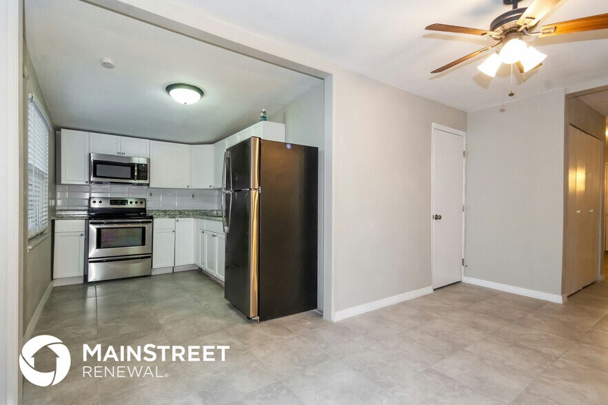 Building Photo - 525 Braddock St S