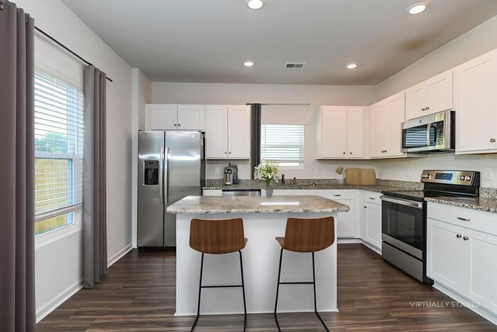 Building Photo - 336 Augustine Dr