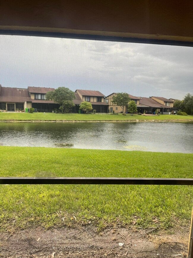 Building Photo - 9060 NW 45th Ct