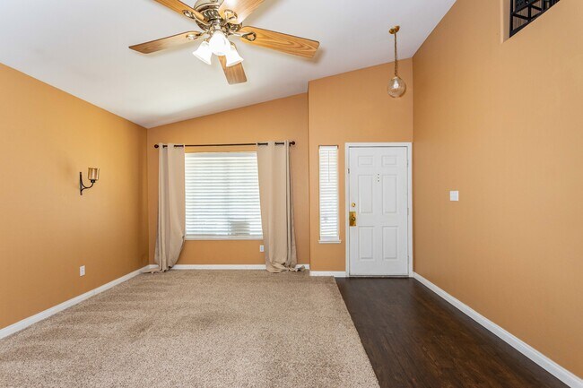 Building Photo - 5012 Hartwick Ct