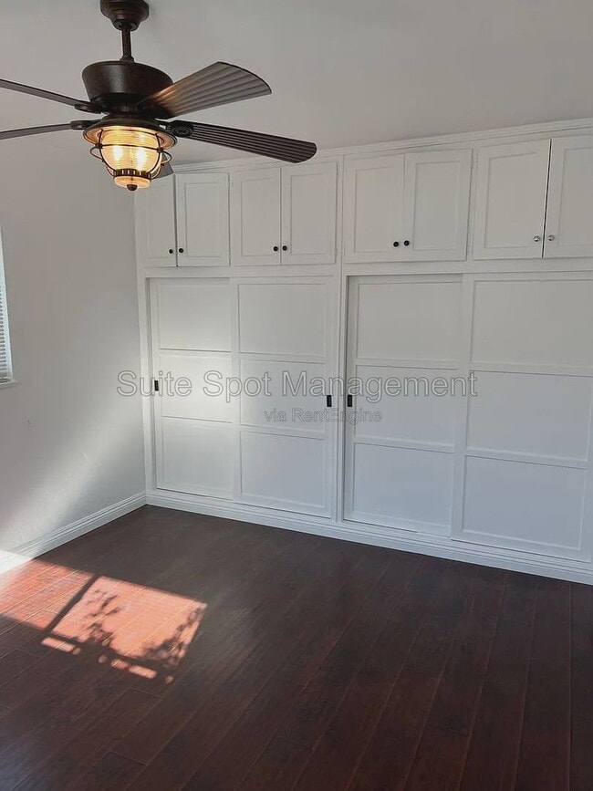 Building Photo - 2206 Conquista Ave