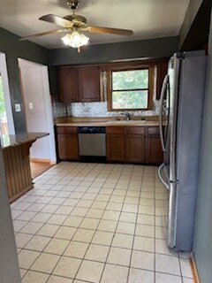 Building Photo - 505 Sean Dr