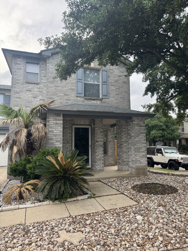Front View - 23 Knights Peak
