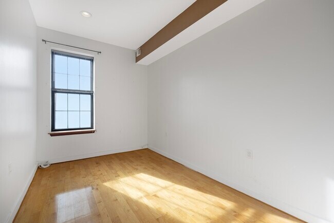 Building Photo - 14 John Eliot Sq