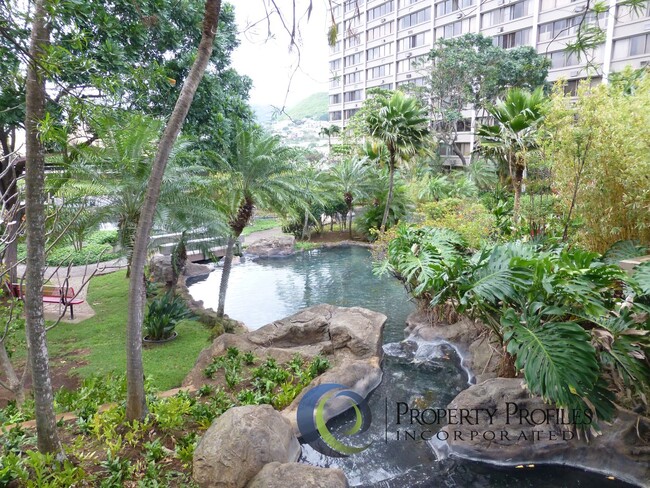 Building Photo - Kukui Plaza - 1 Bedroom 1 Bath 1 Parking U...