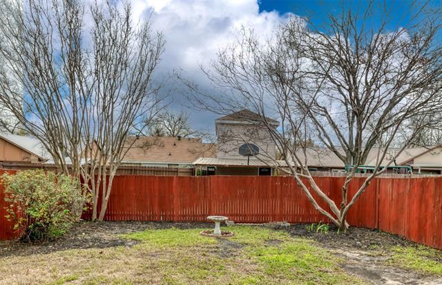 Building Photo - 524 White Oak St