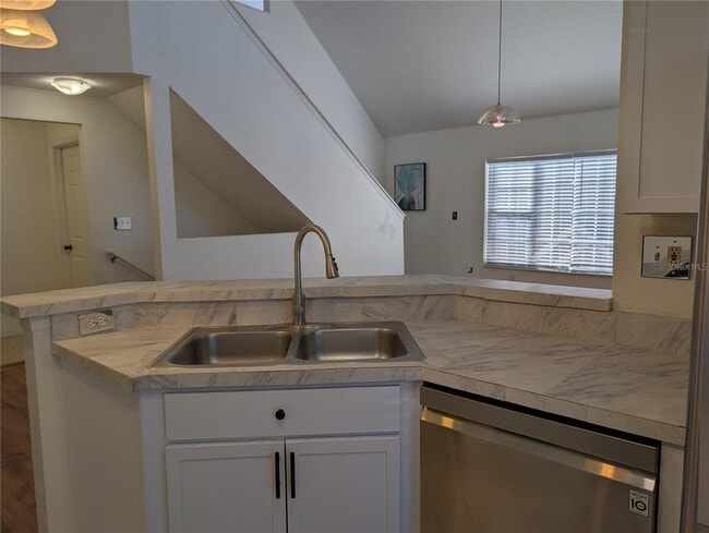 Building Photo - 10536 Windsor Lake Ct