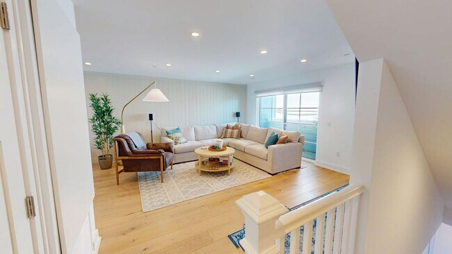 Building Photo - BRAND NEW CONDO | EV Charging