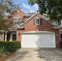 Building Photo - 10433 Blairbeth Street
