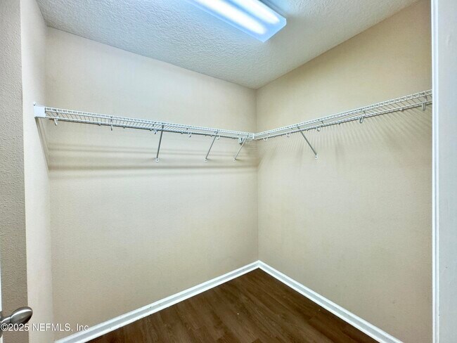 Building Photo - 12070 Wynnfield Lakes Cir