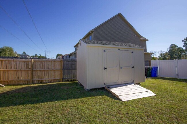 Building Photo - 3028 Helmsman Dr