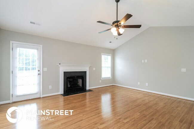 Building Photo - 620 Wallridge Dr