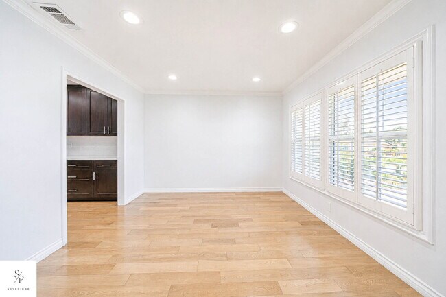 Building Photo - Bright 2BR/2BA Rosemead Rental: Self-Contained Unit with Private Entry & Driveway Parking