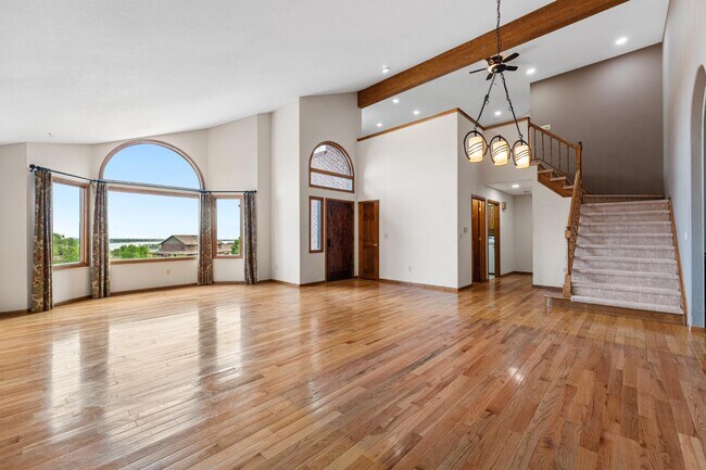 Building Photo - 12540 W 86th Ave