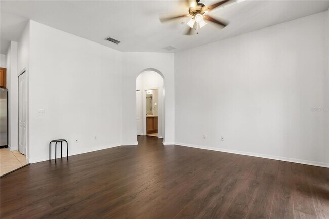 Building Photo - 3310 Pine Oak Trail