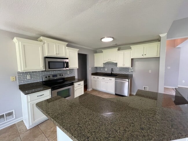 Building Photo - Dickens Place Subdivision