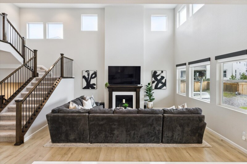 Primary Photo - 6374 Medera Wy