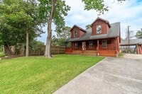 Building Photo - 5010 Elm St