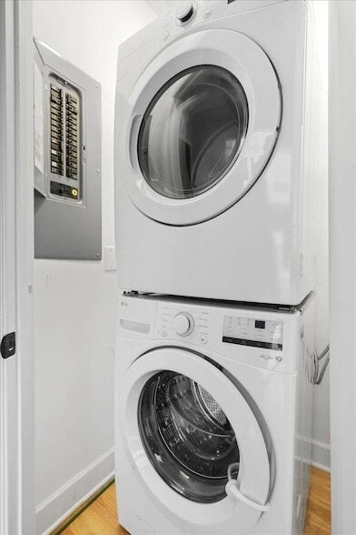 Building Photo - 1002 Boylston St