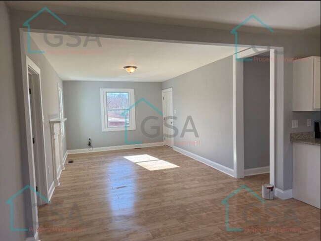Building Photo - 3 Bedroom 2 Bathroom Home Minutes from Downtown Spartanburg