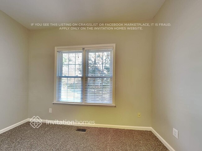 Building Photo - 17136 Knoxwood Dr