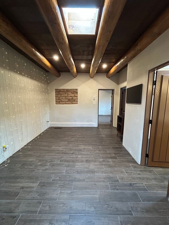 Building Photo - 152 Lorenzo Rd