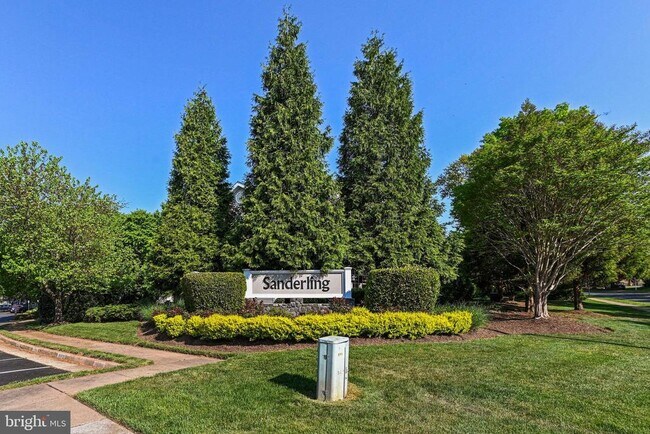 Building Photo - 14300 Rosy Ln