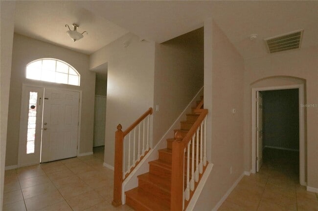 Building Photo - 622 Breezeway Ct