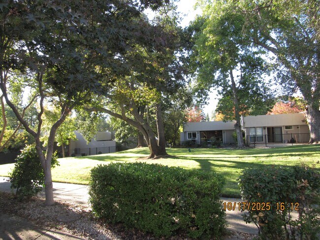 Building Photo - 7083-7083 Murieta Pkwy