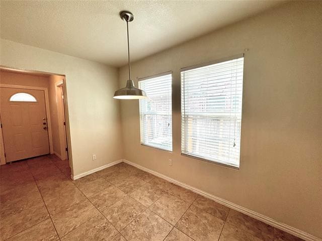 Building Photo - 2335 Bloomfield Dr