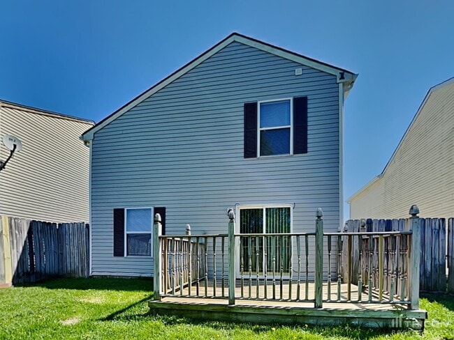 Building Photo - 1310 Kenwood Dr