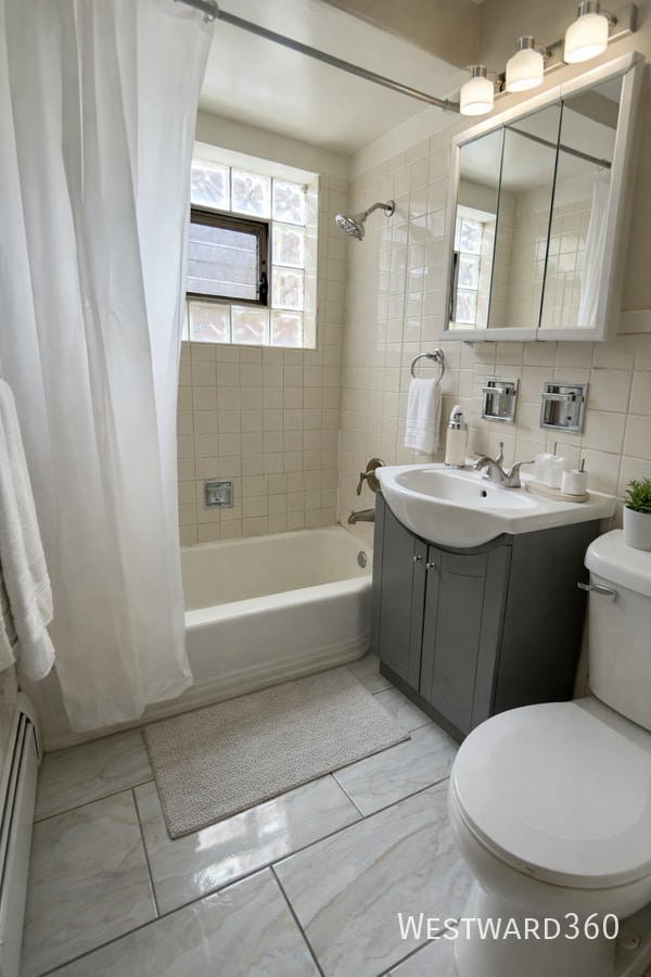 Building Photo - 8745 S Cottage Grove Ave