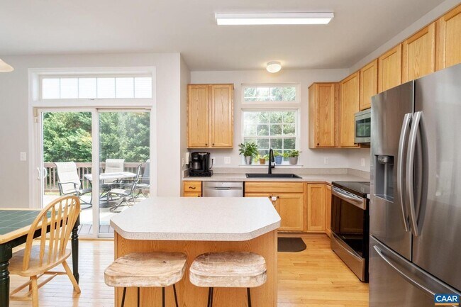 Building Photo - BARBOURSVILLE - 4 BEDROOM HOME - CLOSE TO ARMY JAG SCHOOL & UVA
