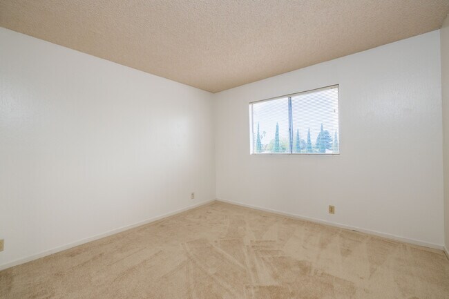 Building Photo - 300 American Canyon Rd