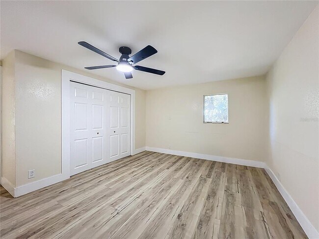 Building Photo - 4513 W Gray St