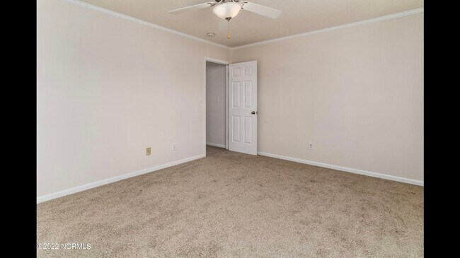 Building Photo - 3809 E Vancroft Cir