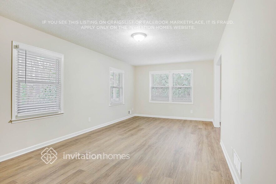 Building Photo - 1851 Birch Ct SW