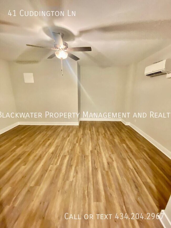 Building Photo - 41 Cuddington Ln