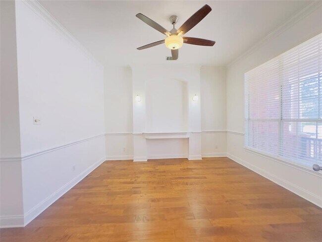 Building Photo - 621 S Lynnwood Trail