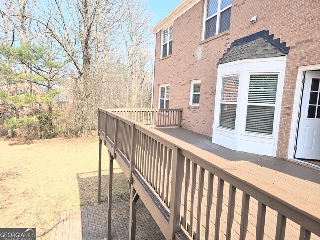 Building Photo - 641 Olde Ivy Way