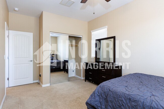 Building Photo - Beautiful Home with a POOL Service Included