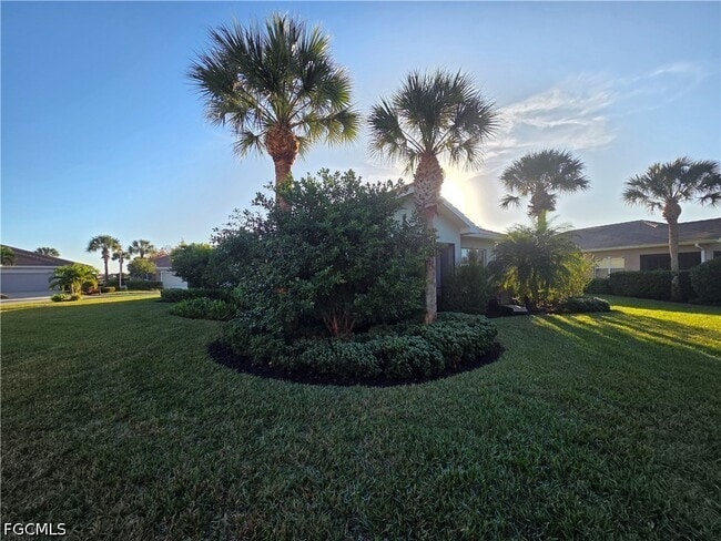 Building Photo - 10640 Camarelle Cir