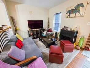Building Photo - Beautiful 3BR Townhouse in Rockville/Derwood for early June Move-In!