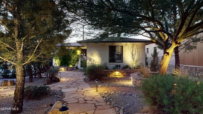 Building Photo - 1103 Madeline Dr