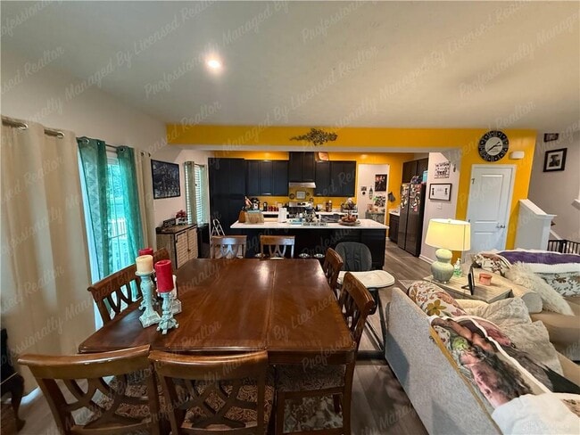 Building Photo - 2418 David Grey Cir