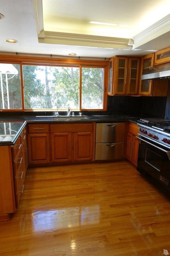 Building Photo - 2623 Velarde Dr