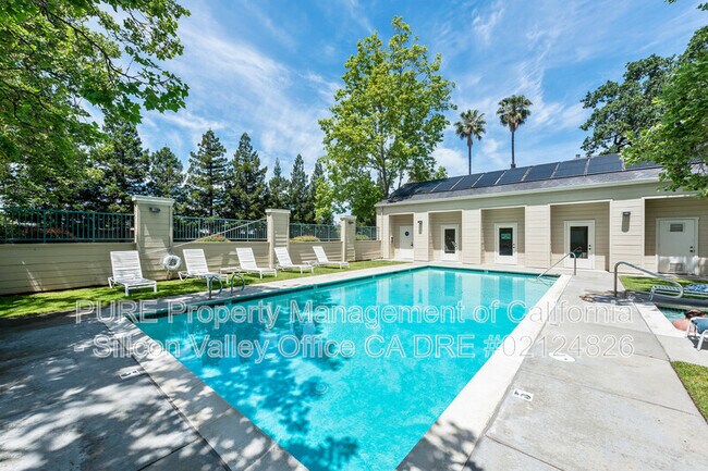 Building Photo - 929 E El Camino Real