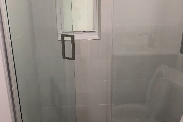 Building Photo - 634 SE 4th Pl