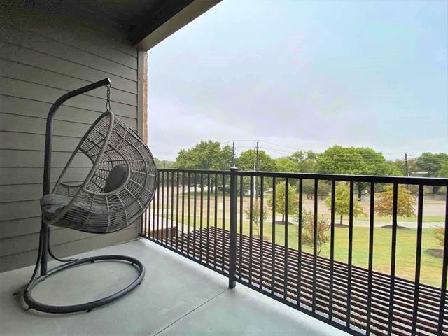 Building Photo - 2612 Cathedral Dr