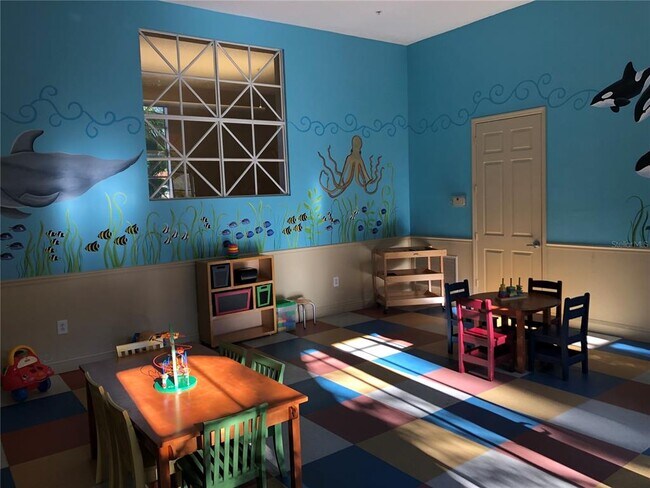 Building Photo - 5572 Metrowest Blvd